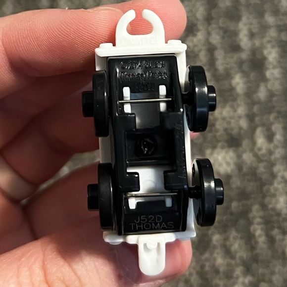 Thomas & Friends Collectible MINIS Toy Train Set of 3 - Picture 10 of 10